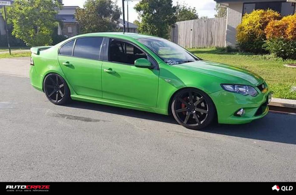 FORD-FALCON-VERONA-GLOSS-BLACK